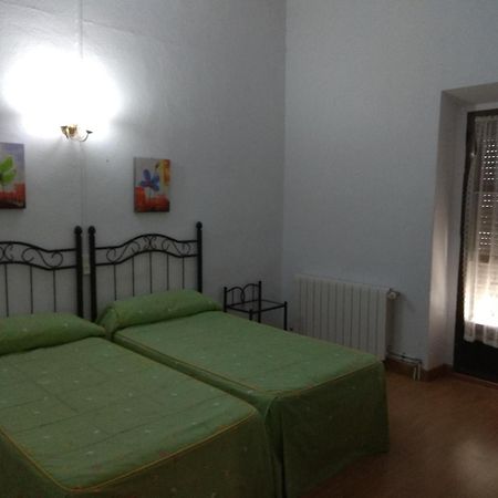 Caces Pension Carretero מראה חיצוני תמונה