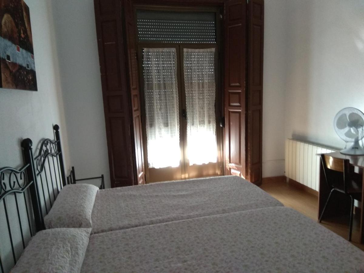 Caces Pension Carretero מראה חיצוני תמונה