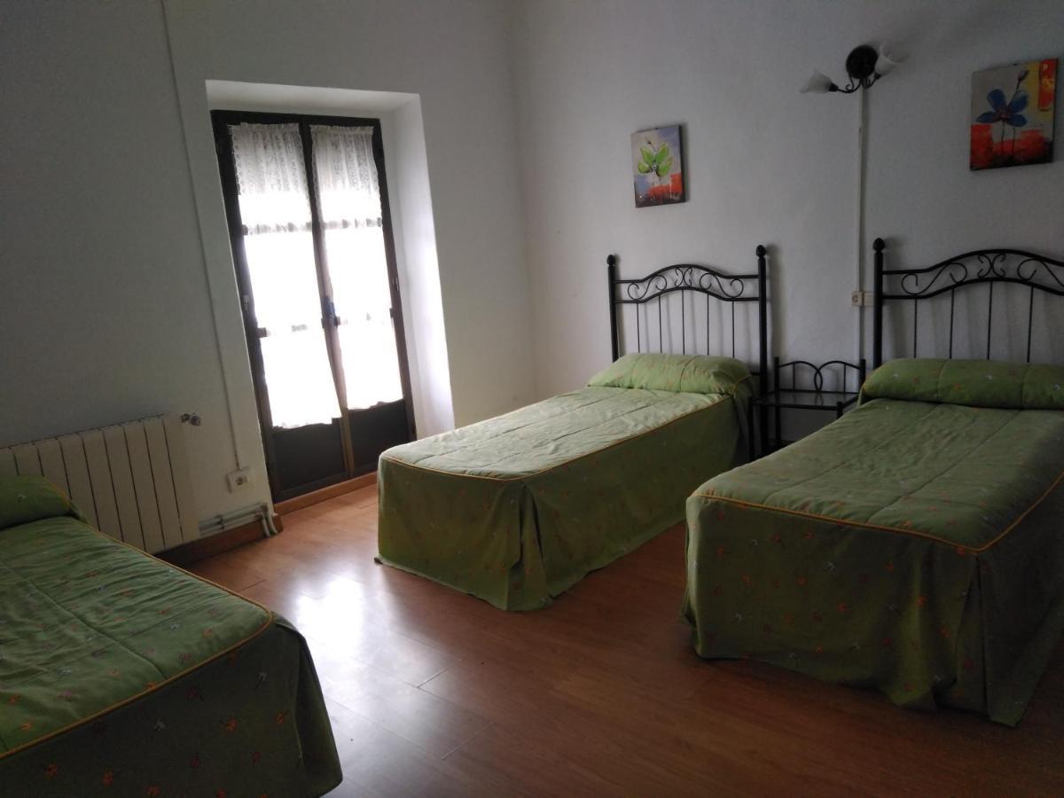 Caces Pension Carretero מראה חיצוני תמונה